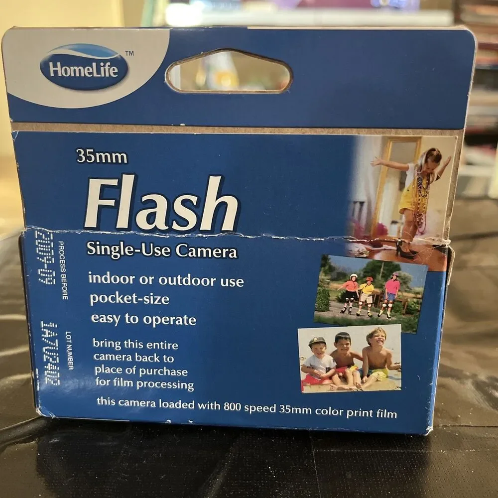 HomeLife Flash Single-Use Camera Indoor or Outdoor Use 27 Exposures 35mm Color